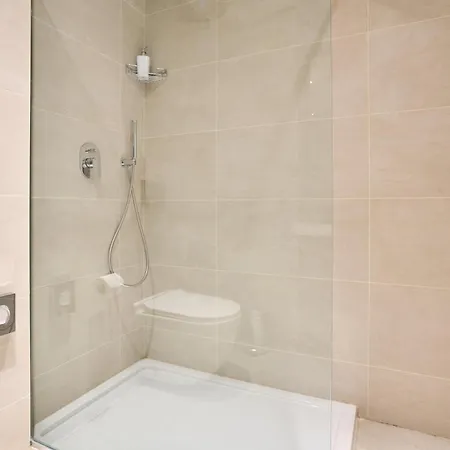 شقة Sweet Urban Escape In St Julians Malta *