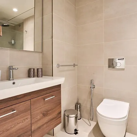 Апартаменты Sweet Urban Escape In St Julians Malta Сент Джулианс
